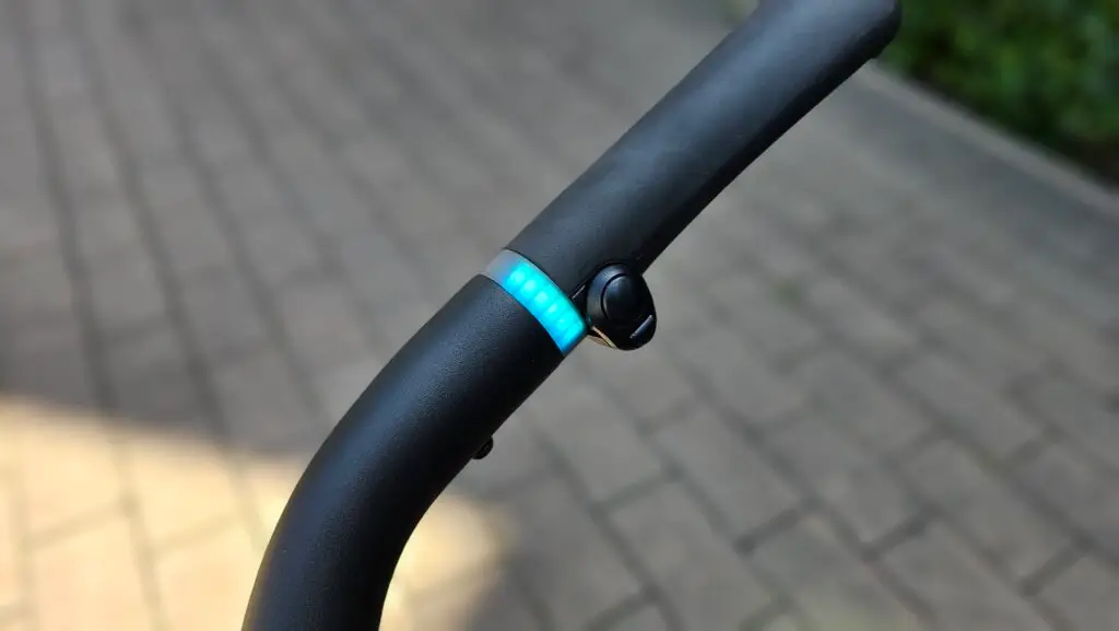 VanMoof S6 Halo Ringe in Blau & Boost Knopf